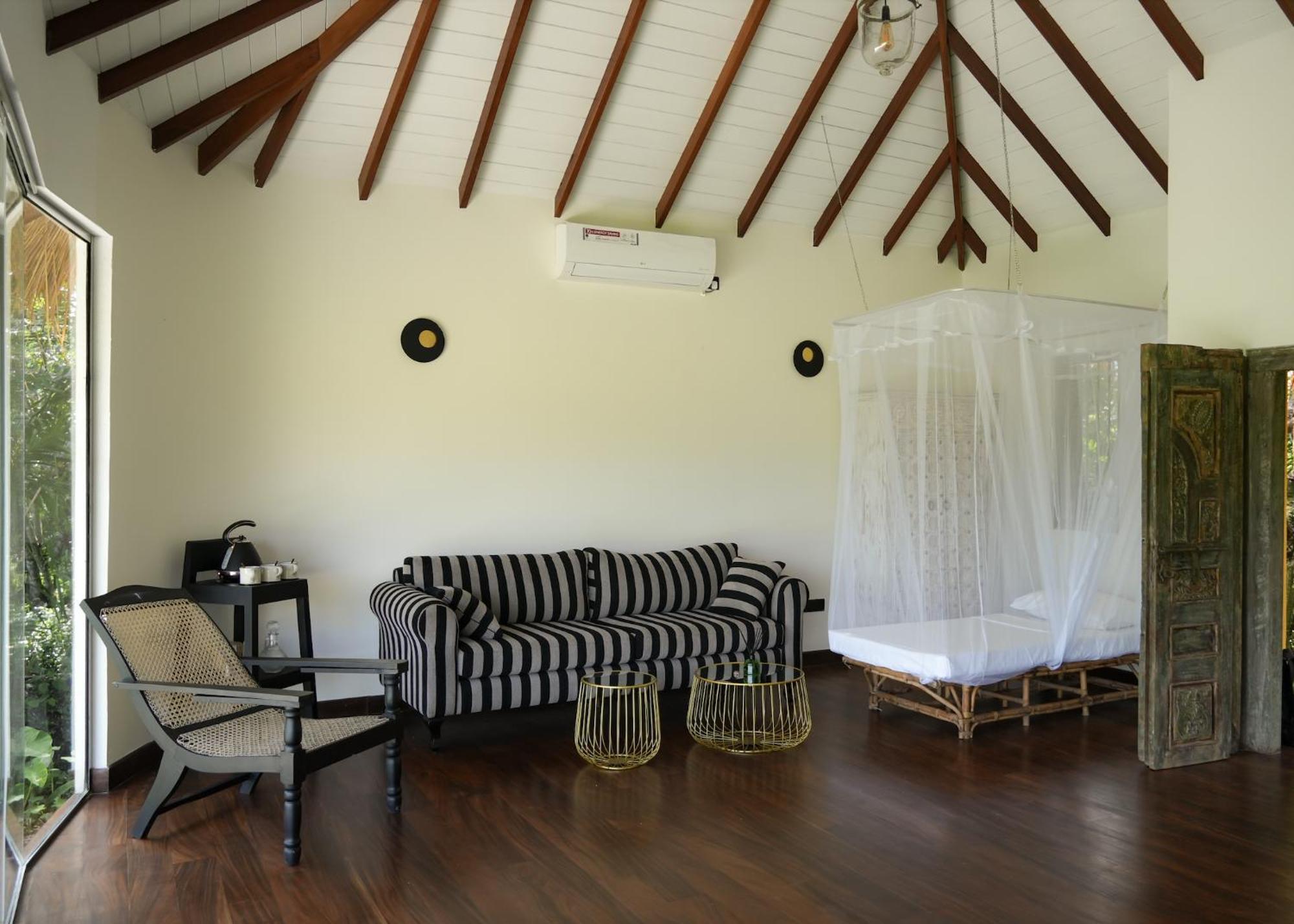 Huma Terra Lodges Hikkaduwa Exterior photo